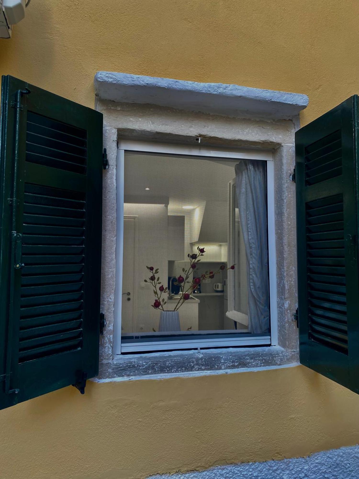 Corfu Port Art Studios מראה חיצוני תמונה